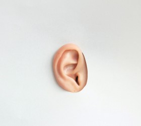 Wat is oordeelloos luisteren? Wat is oordeelloos luisteren?